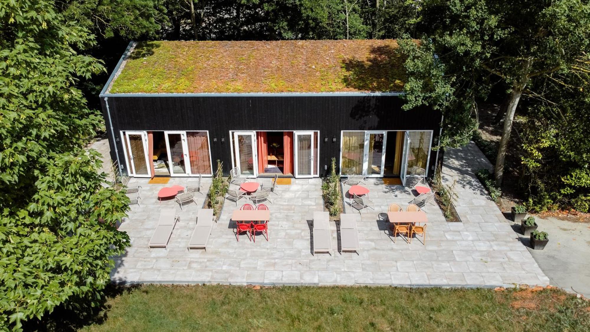 Bungalow met jacuzzi en grote tuin Domburg Buitenkant foto